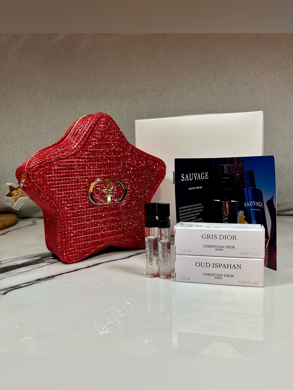 Dior Red Star Pouch 2026 Limited + Oud Ispahan, Gris Dior, Sauvage samples